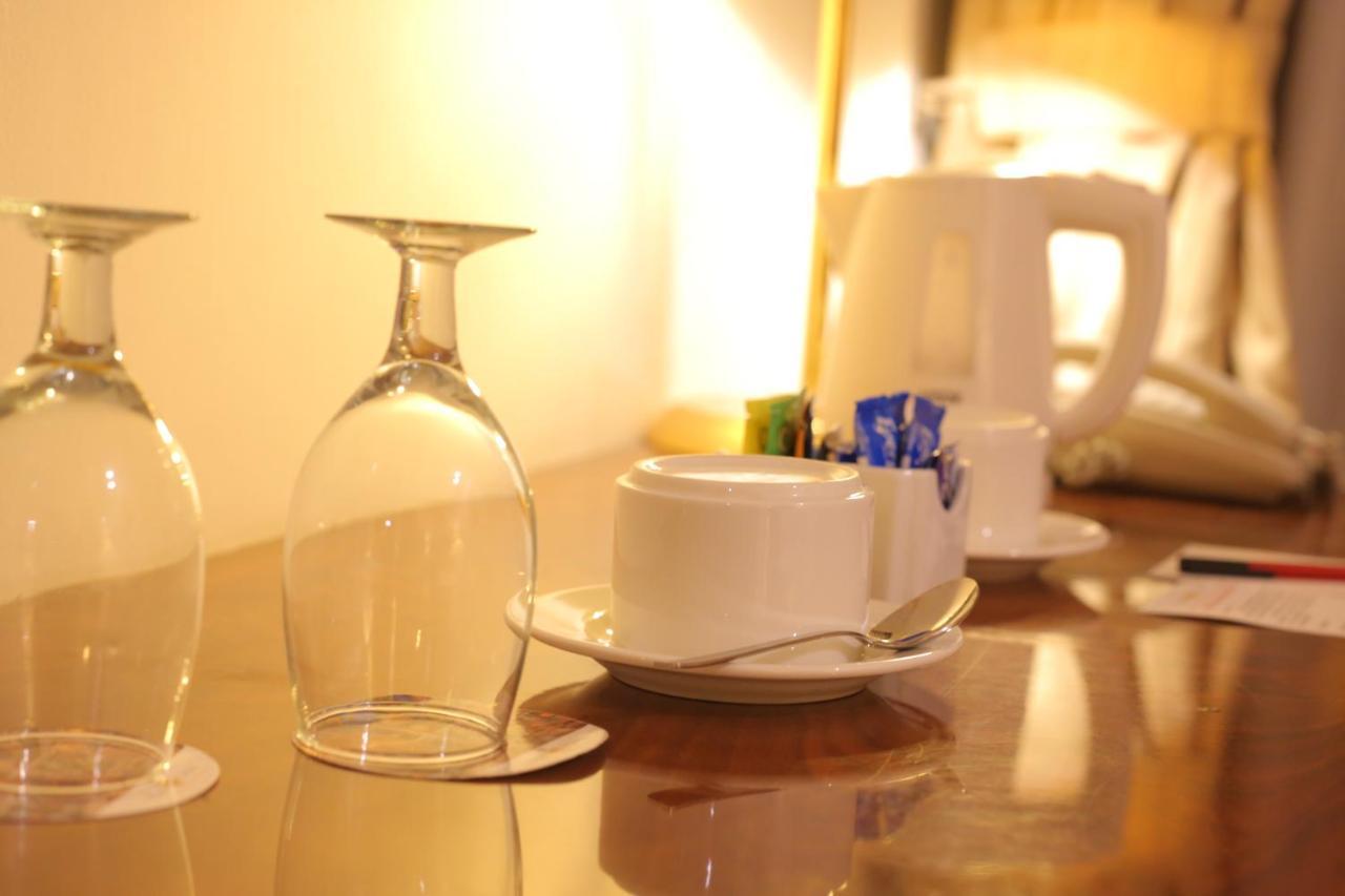 The Royal Plaza 4*