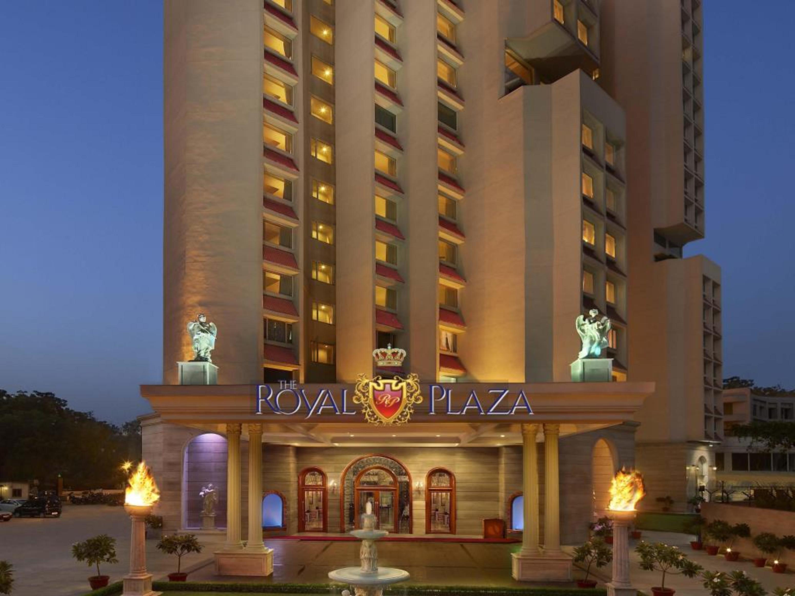 Hotel The Royal Plaza New Delhi