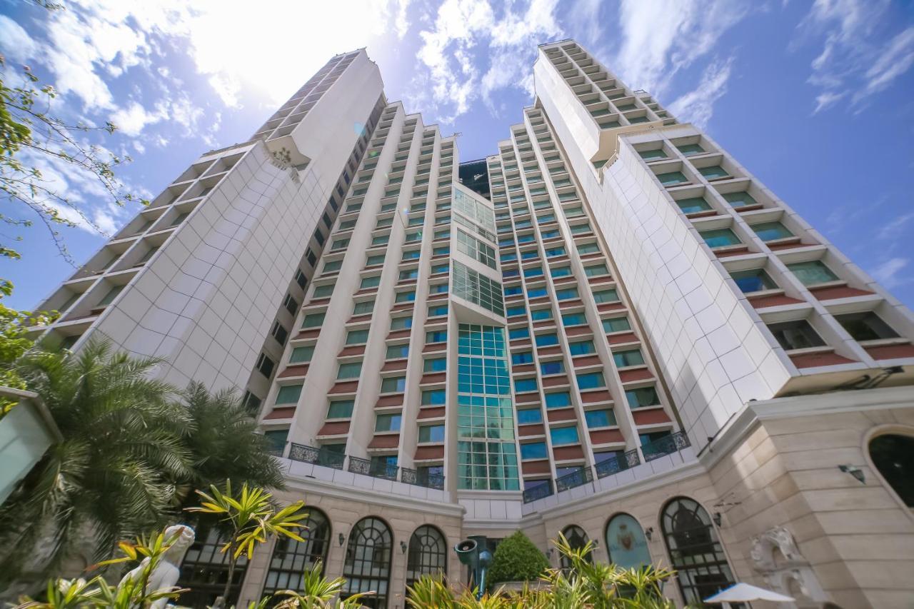 Hotel The Royal Plaza 4*