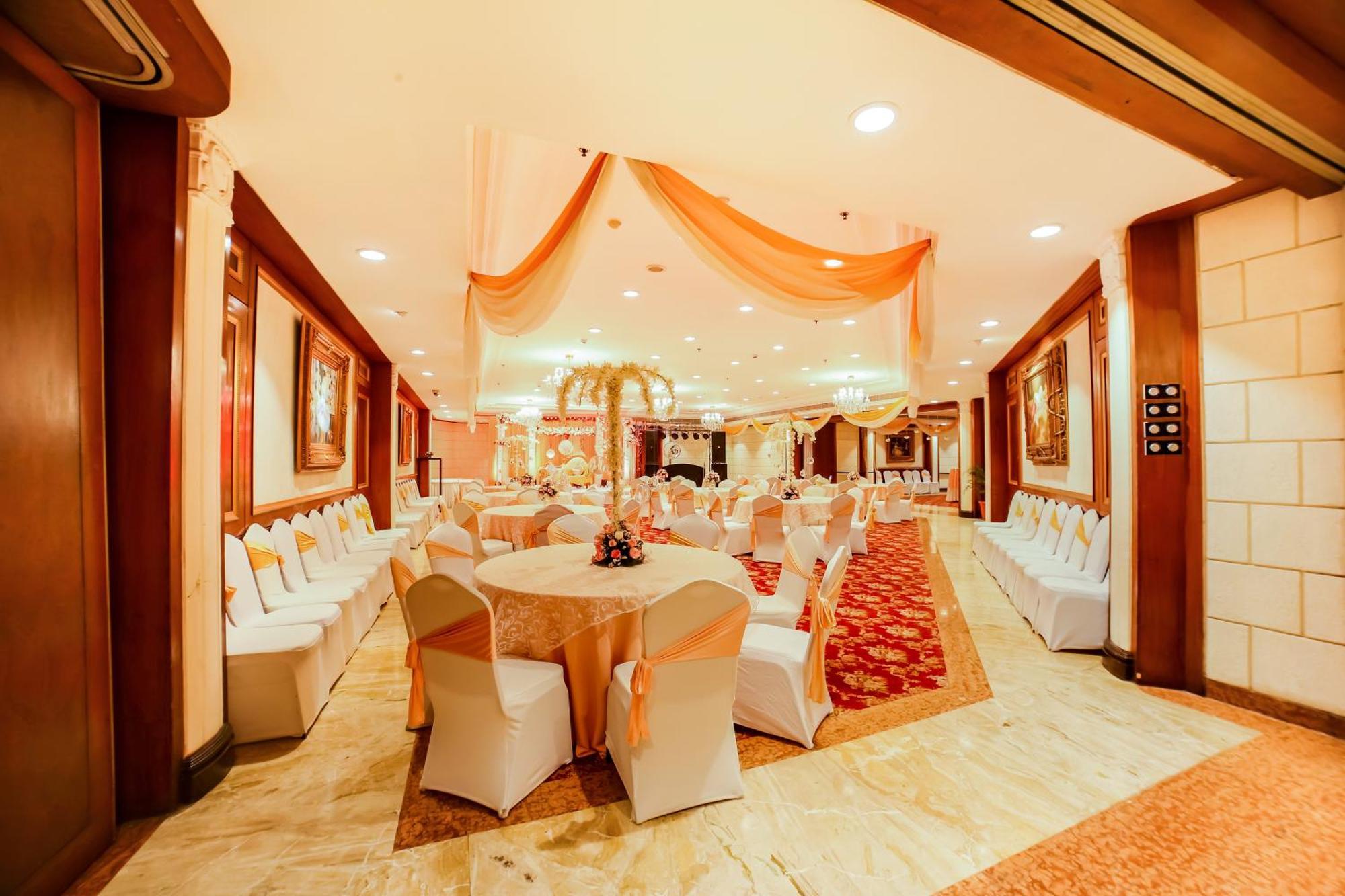 The Royal Plaza 4* New Delhi